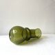 Vase scandinave vert olive, design Riihimaki / Tamara Aladin