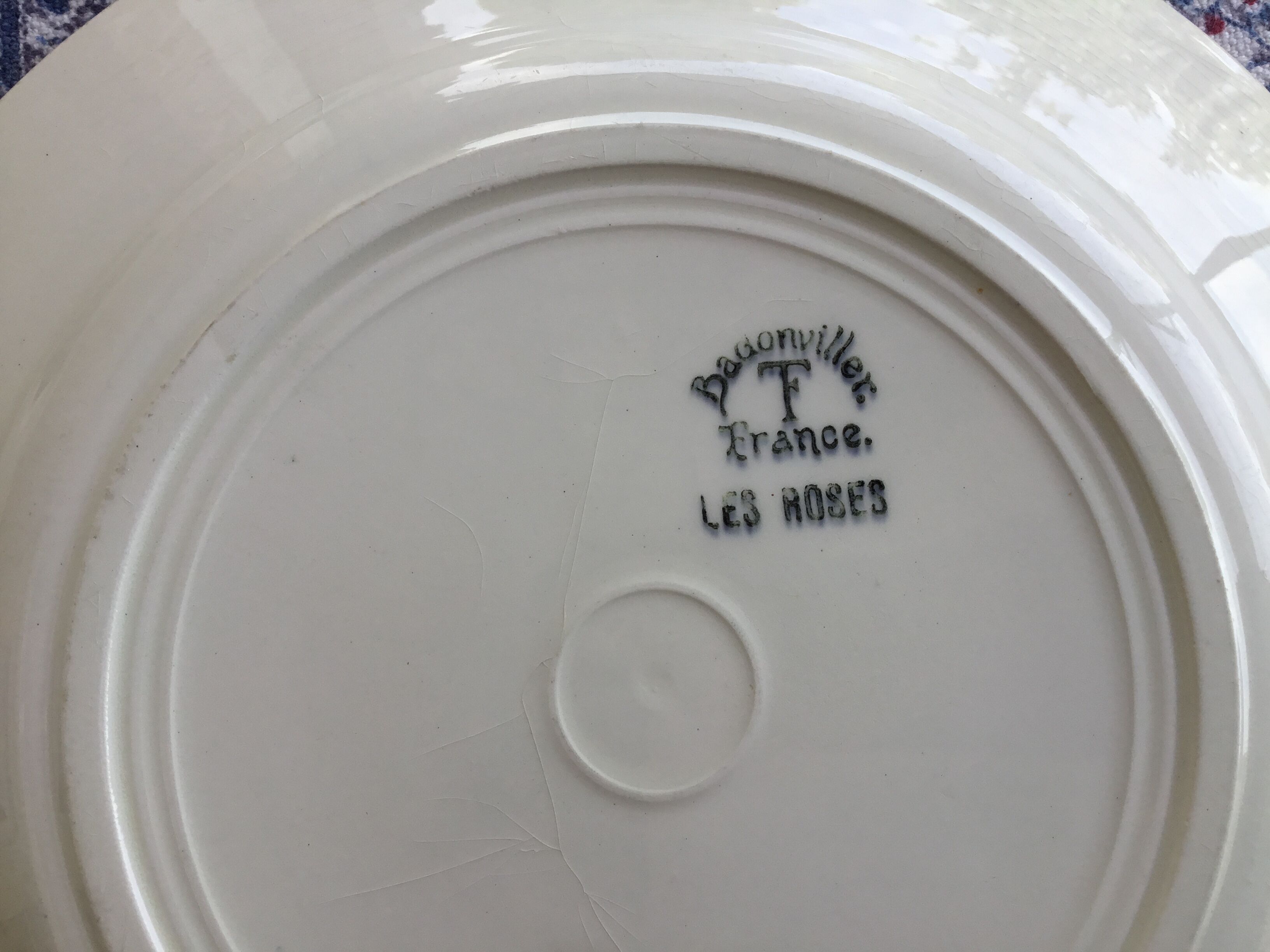 Set of 6 mismatched plates