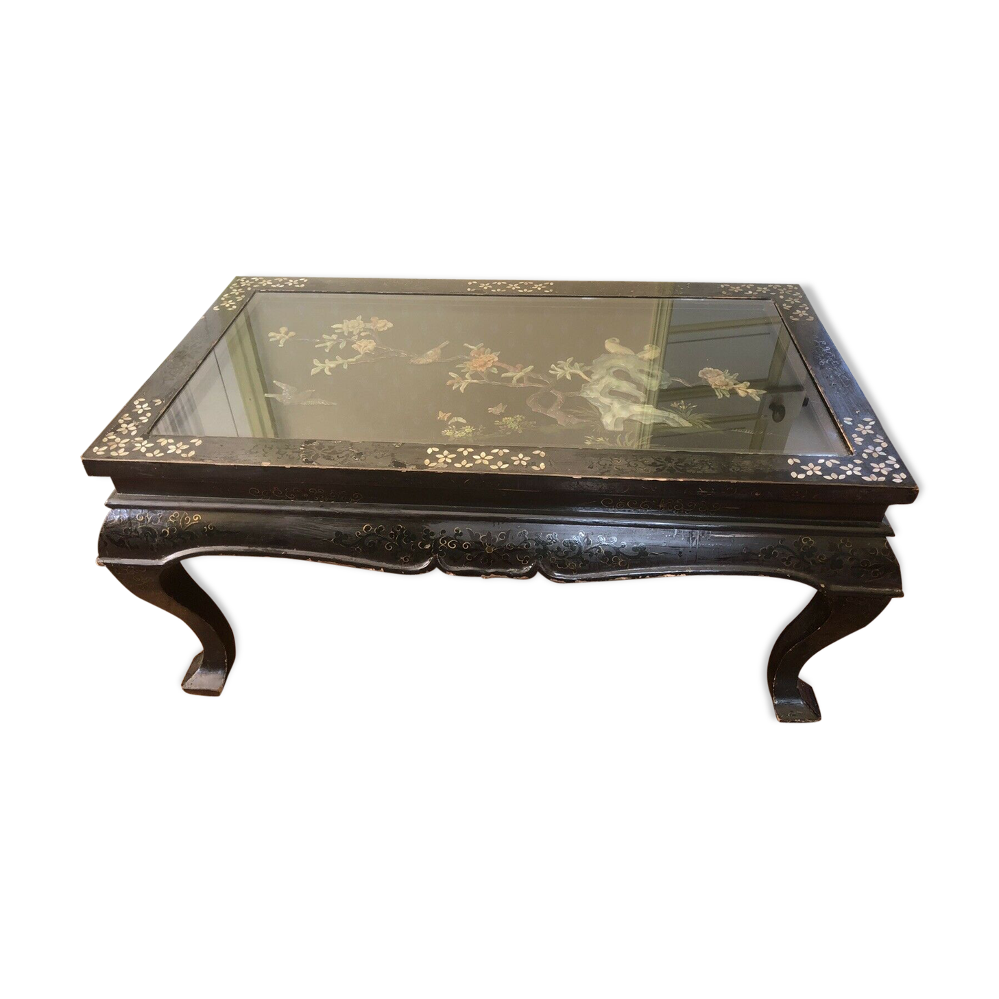 Ancient chinese black laced table with mother-of-pearl encrustation and stones