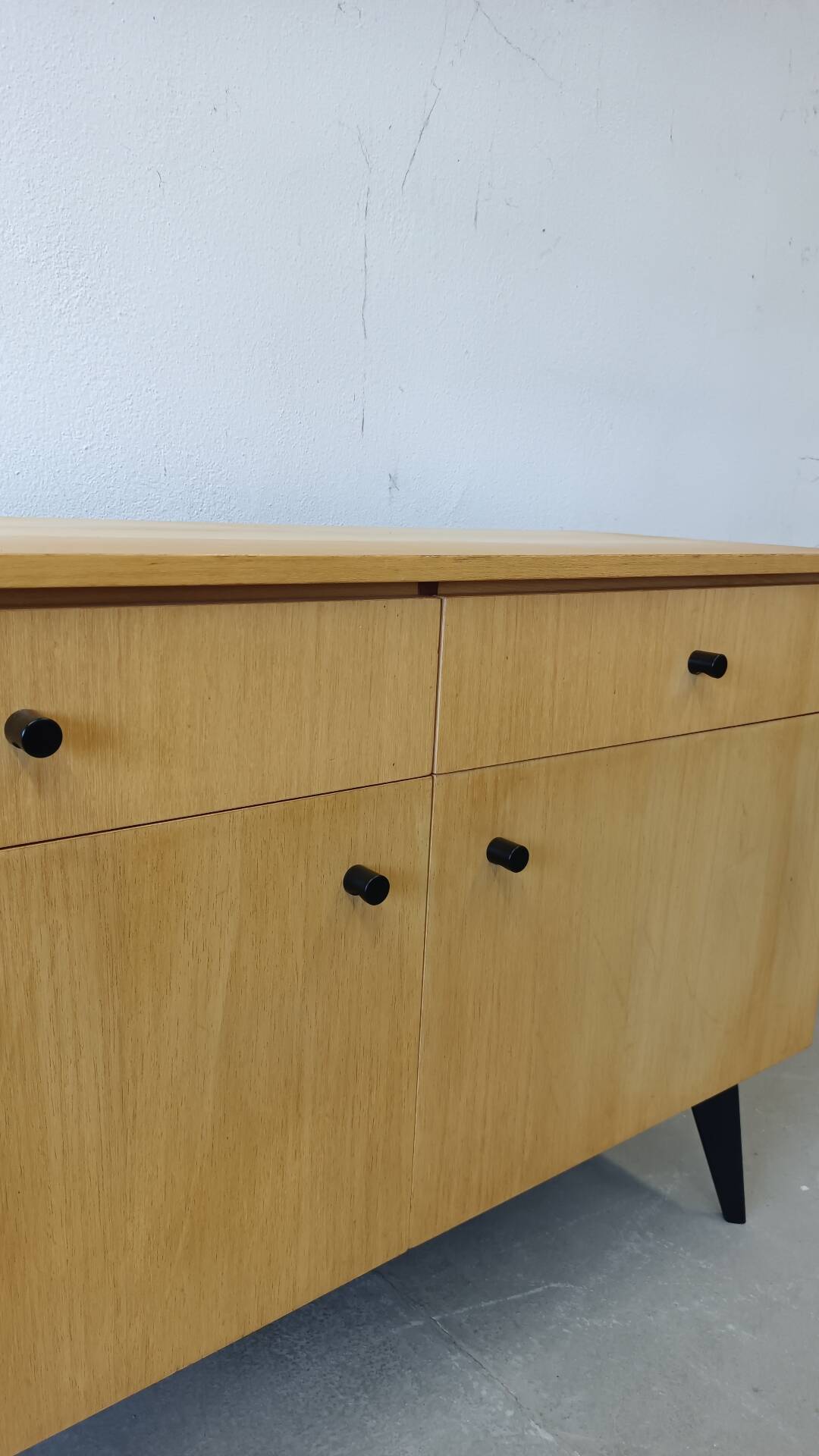 Clear buffet with 2 doors