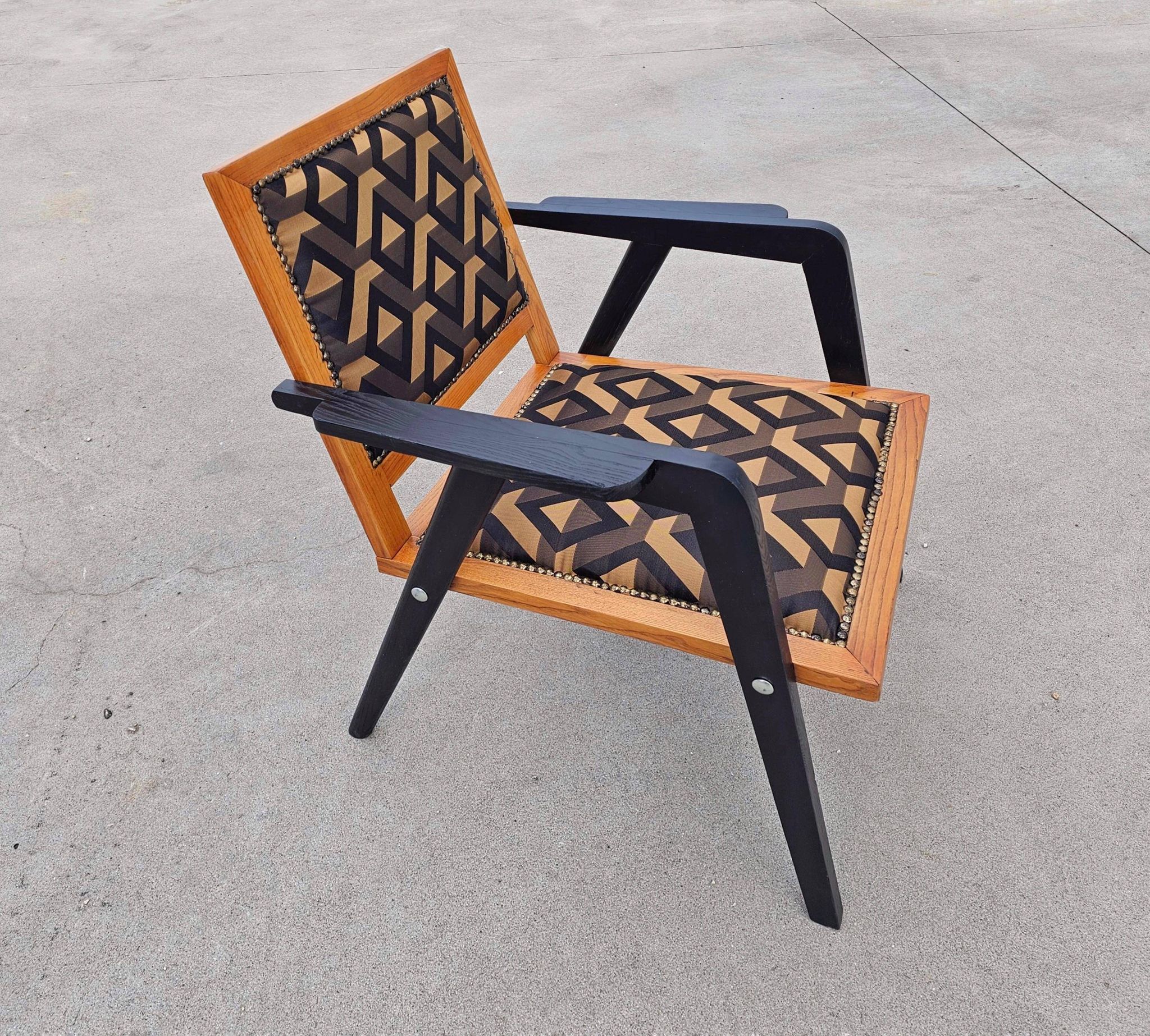Pair of armchairs from the mid-20th century, Yugoslavia, 1950s.