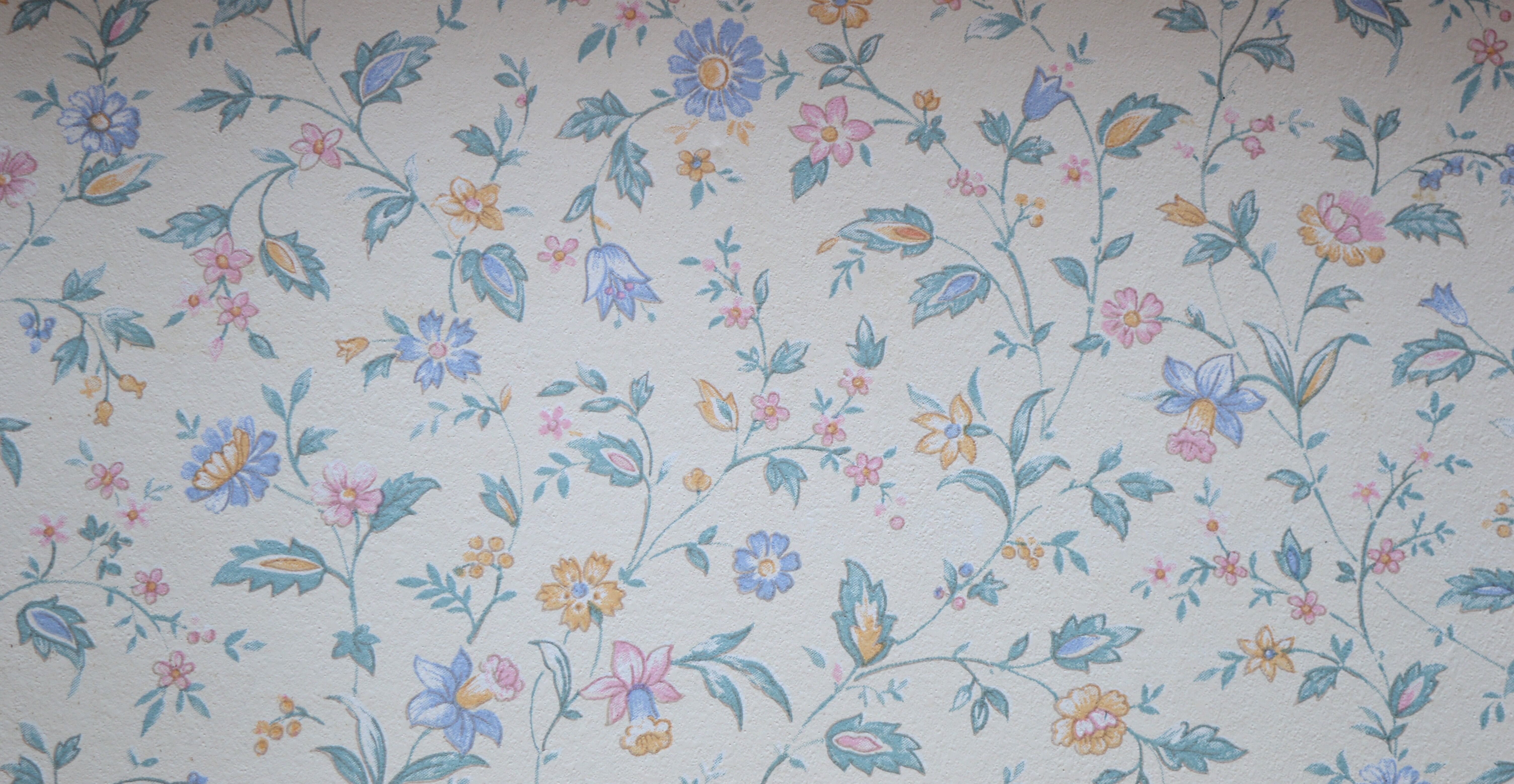 asymmetrical cabinet