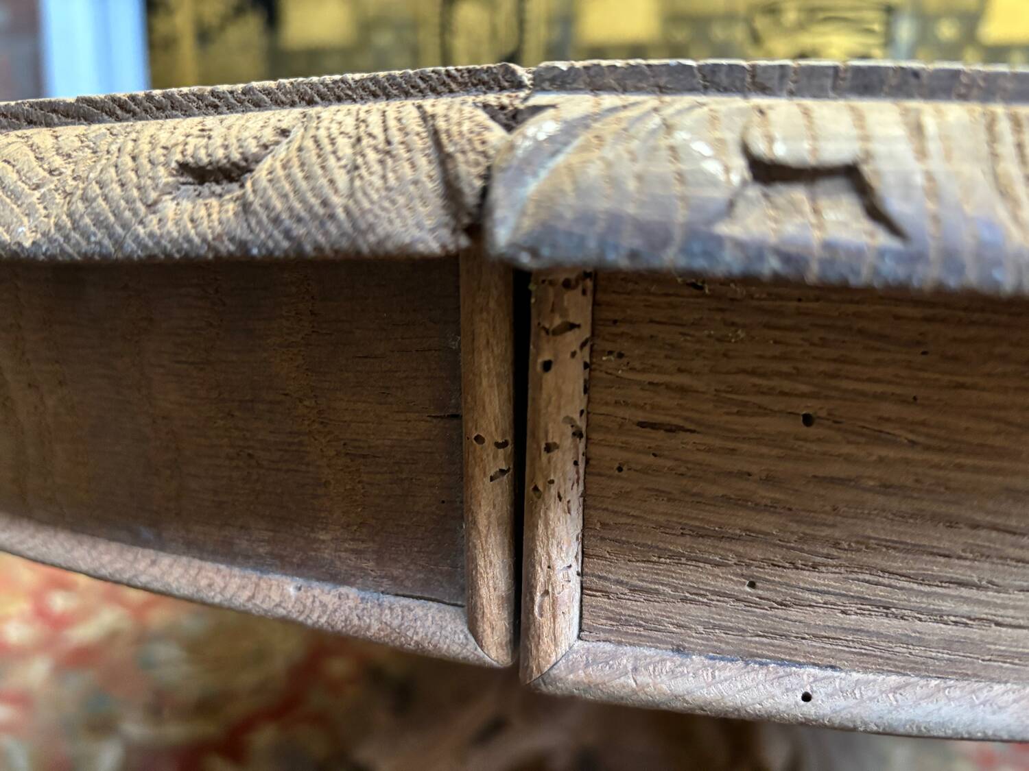 Napoléon III aero gummed oval table