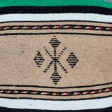 Coussin berbère folklorique vert à pompon