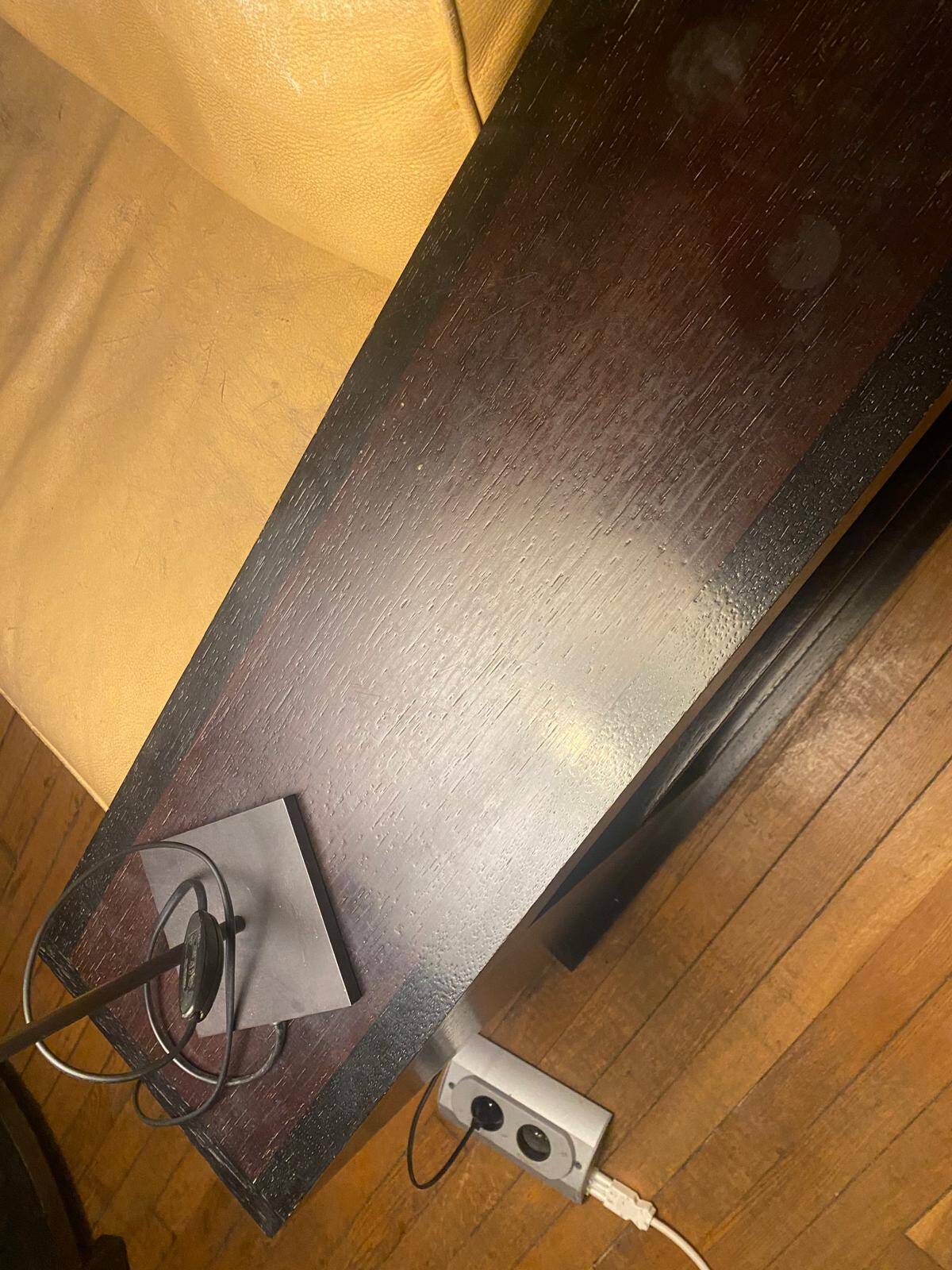 Hugues Chevalier sofa