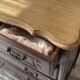 Commode style Louis Xv rénovée - plateau bois naturel et teinte profonde