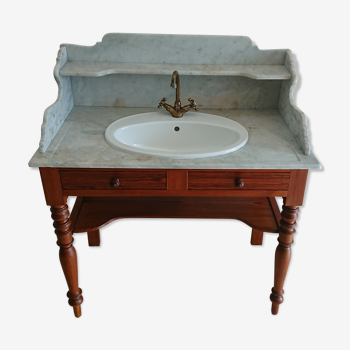 Toilet table on marble with cacker