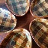 5 checkered raviers