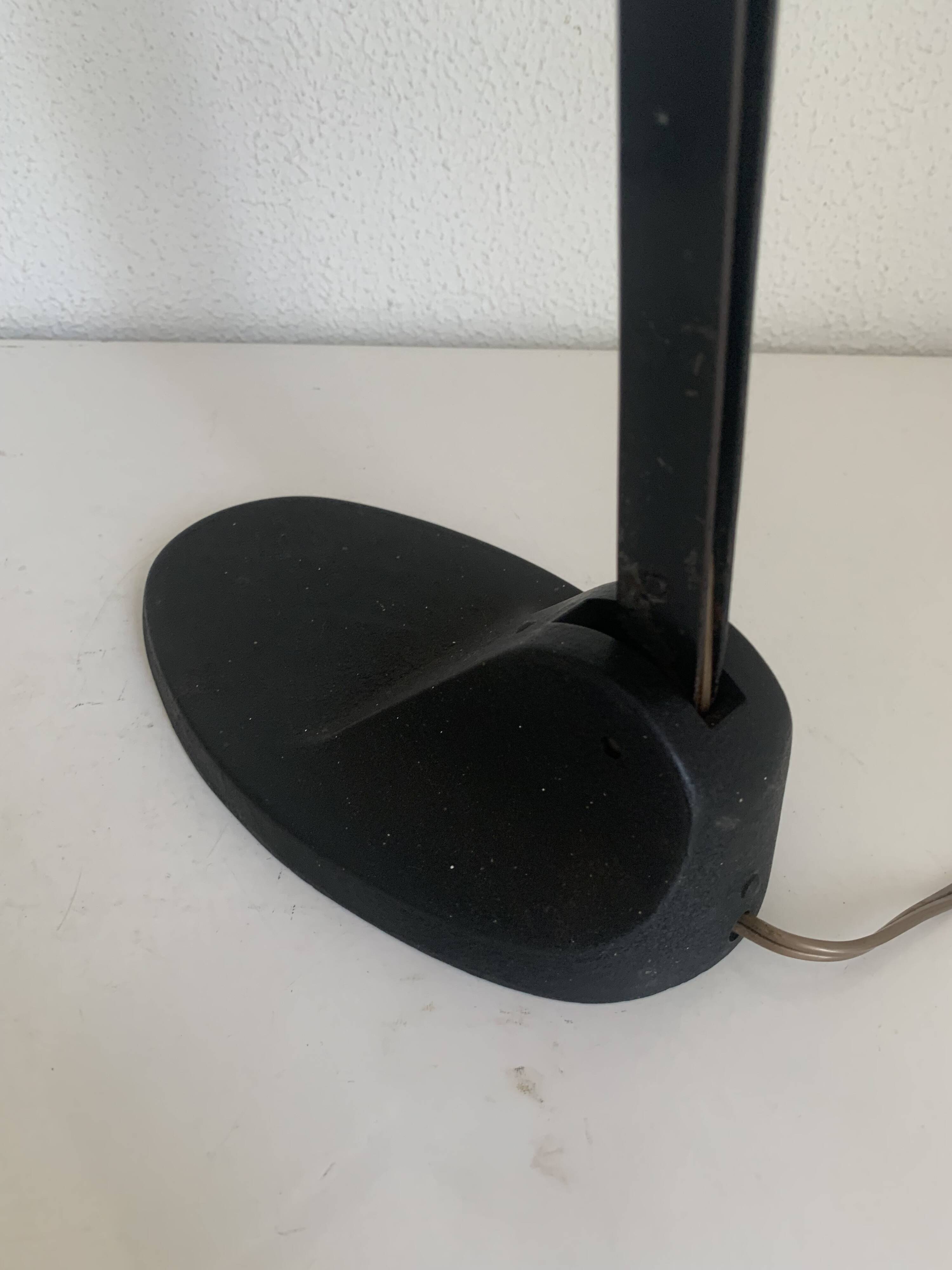 Vintage 1930s Viktoria enamelled cast iron Bauhaus lamp - 40 cm