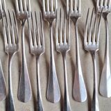 Set of 10 silver metal forks