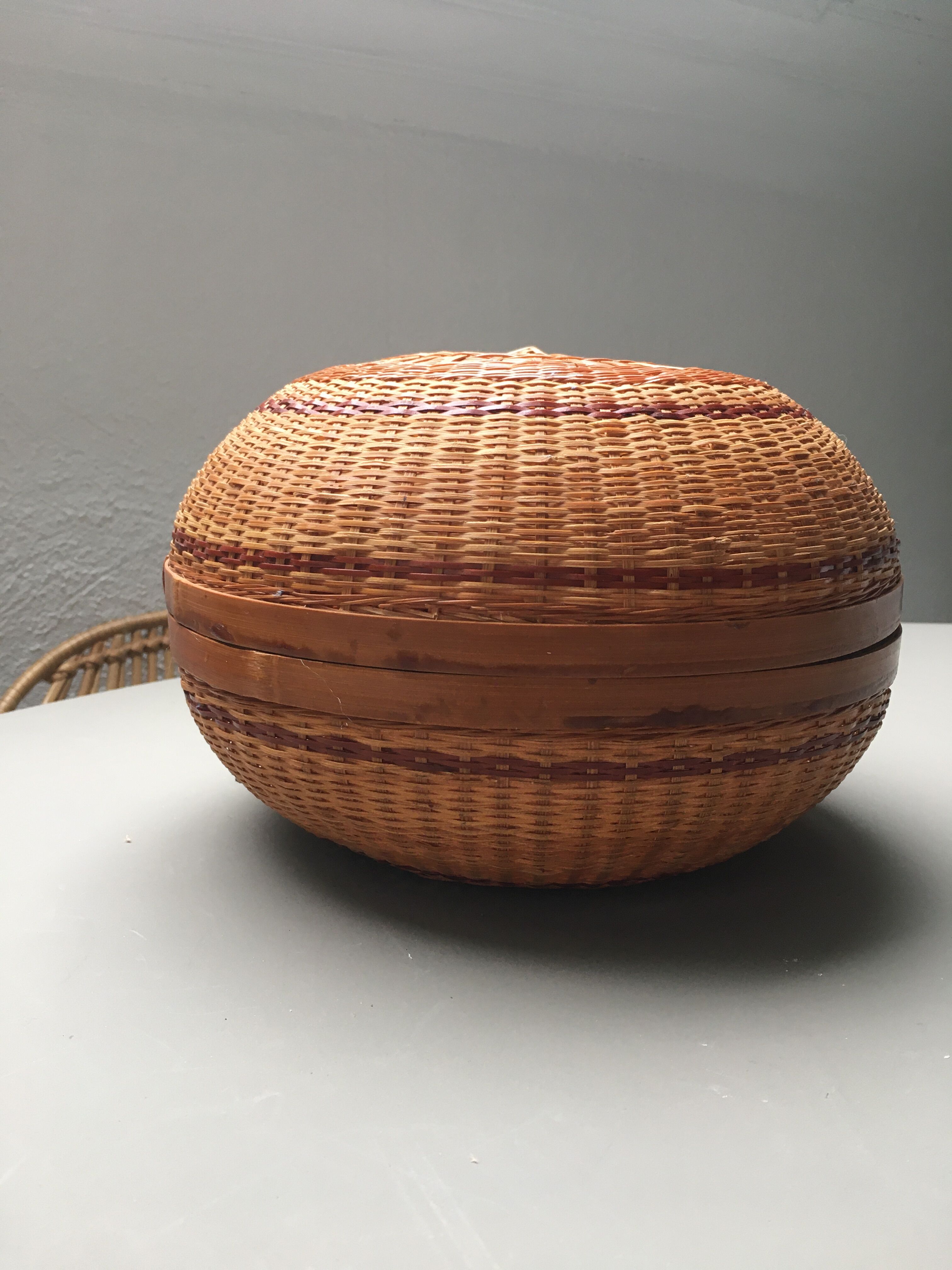 Lot of 3 bamboo lidbaskets