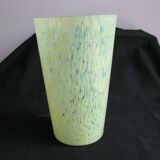 Vase en verre ou cristal de Clichy moucheté jaune/vert