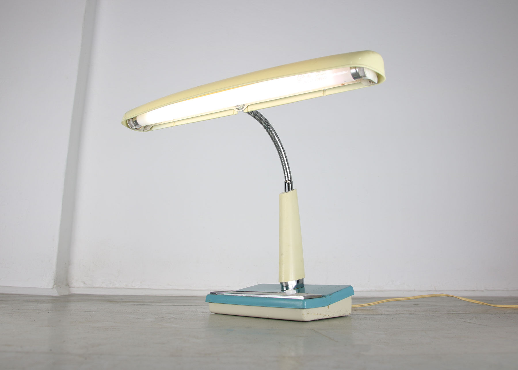 Vintage desk lamp from matsushita japan, 60s