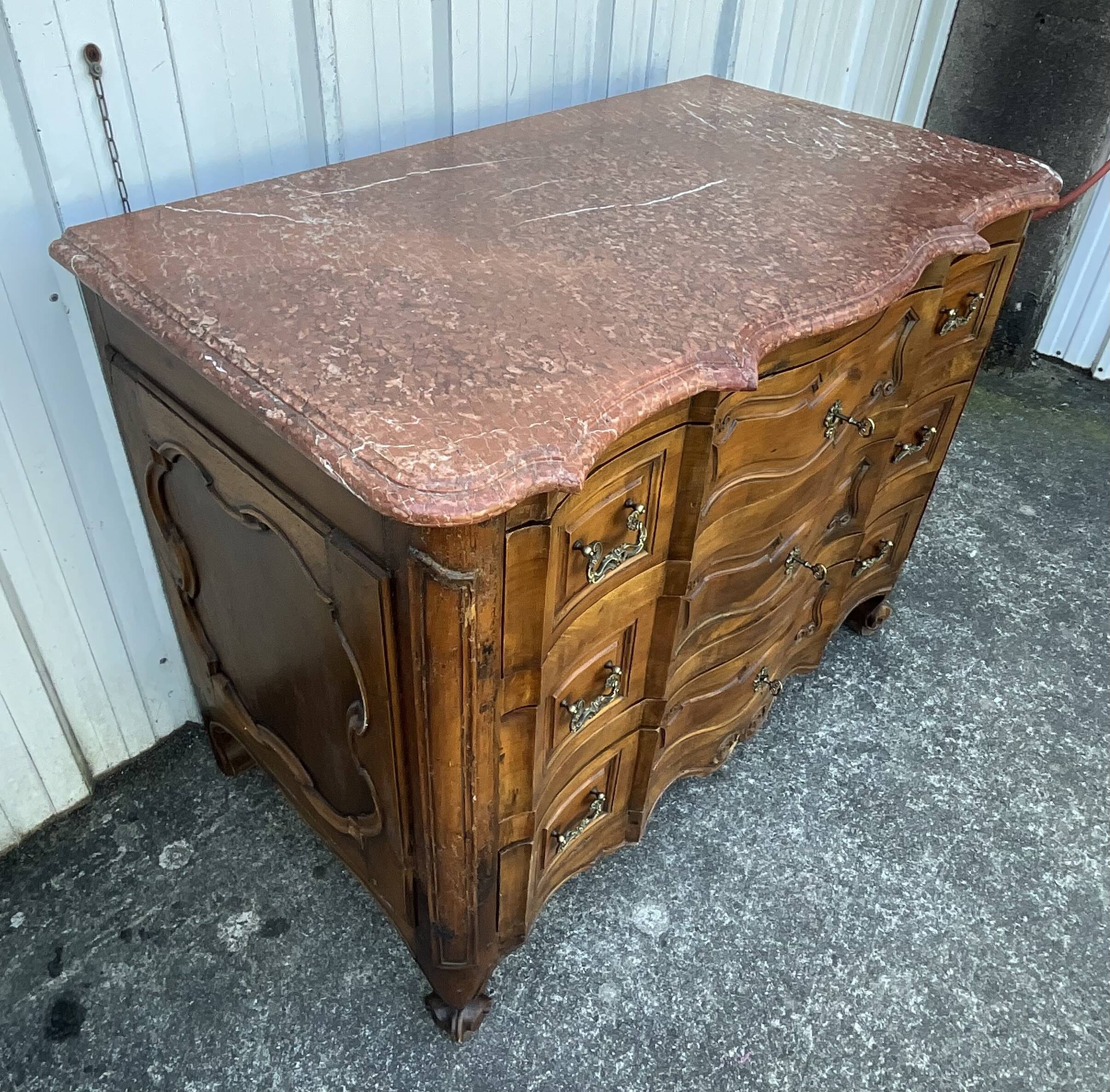 Louis XV Style Walnut Eel Chest of Drawers, Early 19th Century