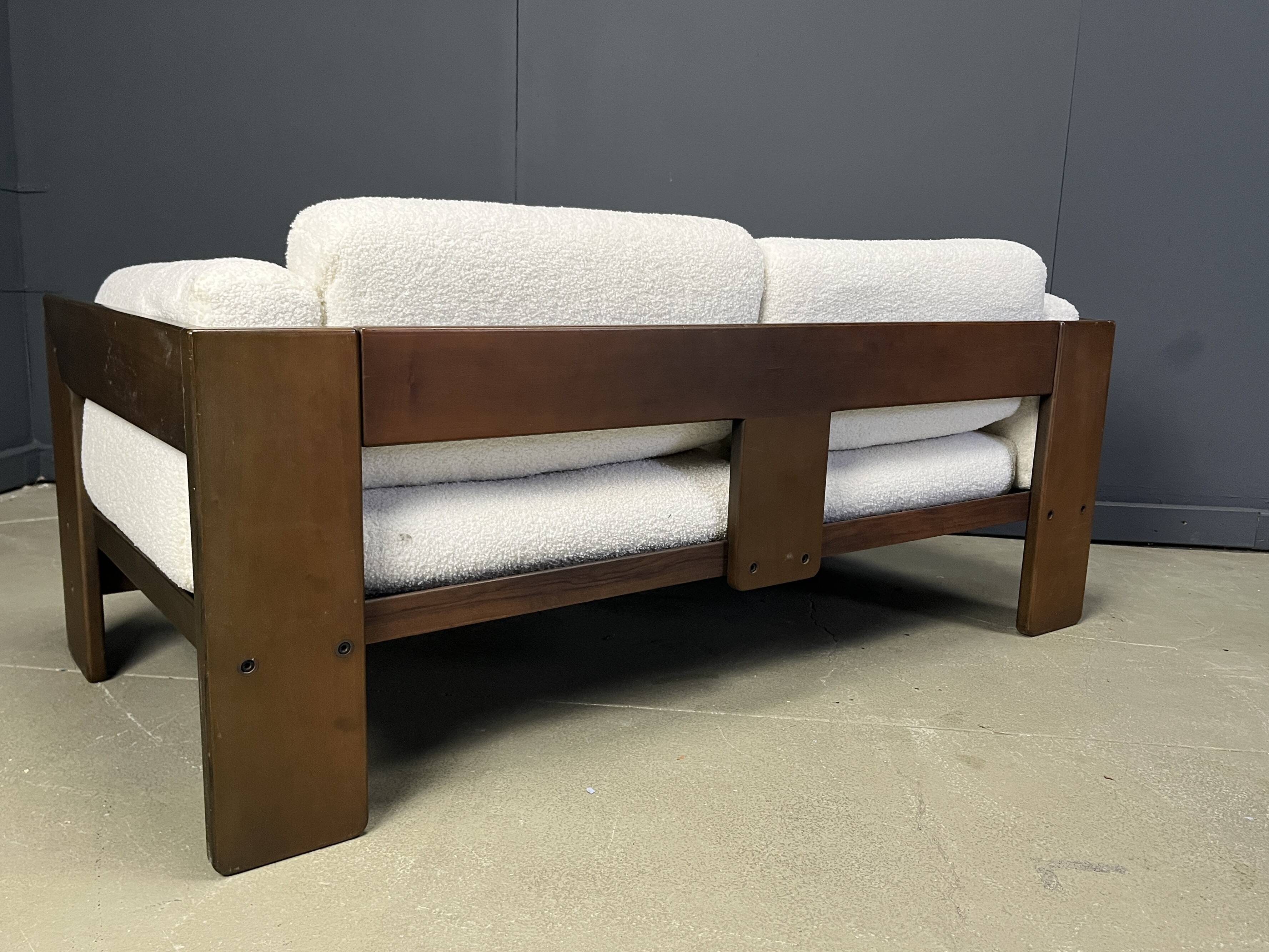Tobia Scarpa  'Bastiano' two seater sofa by Knoll, 1970s
