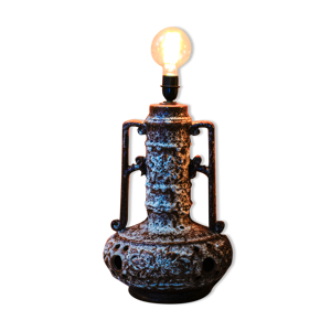 Lampe à poser ajourée