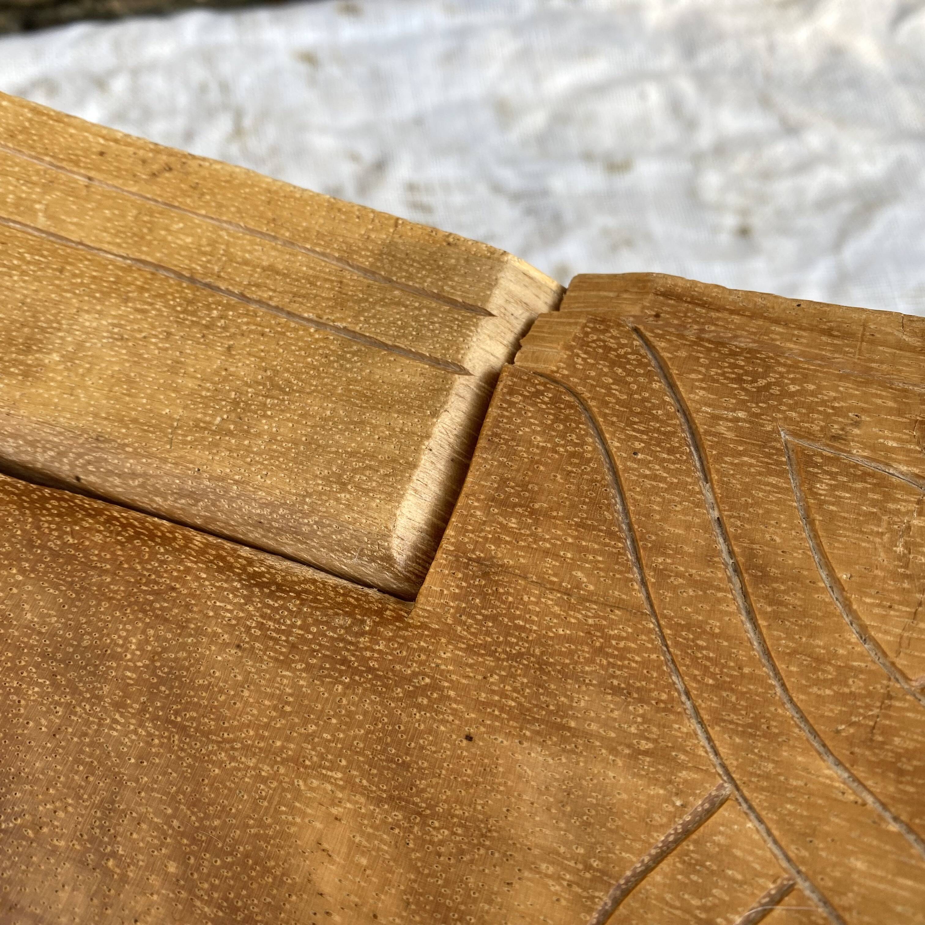 Carved folding stool, Saramaca craftsmanship (Guyana)