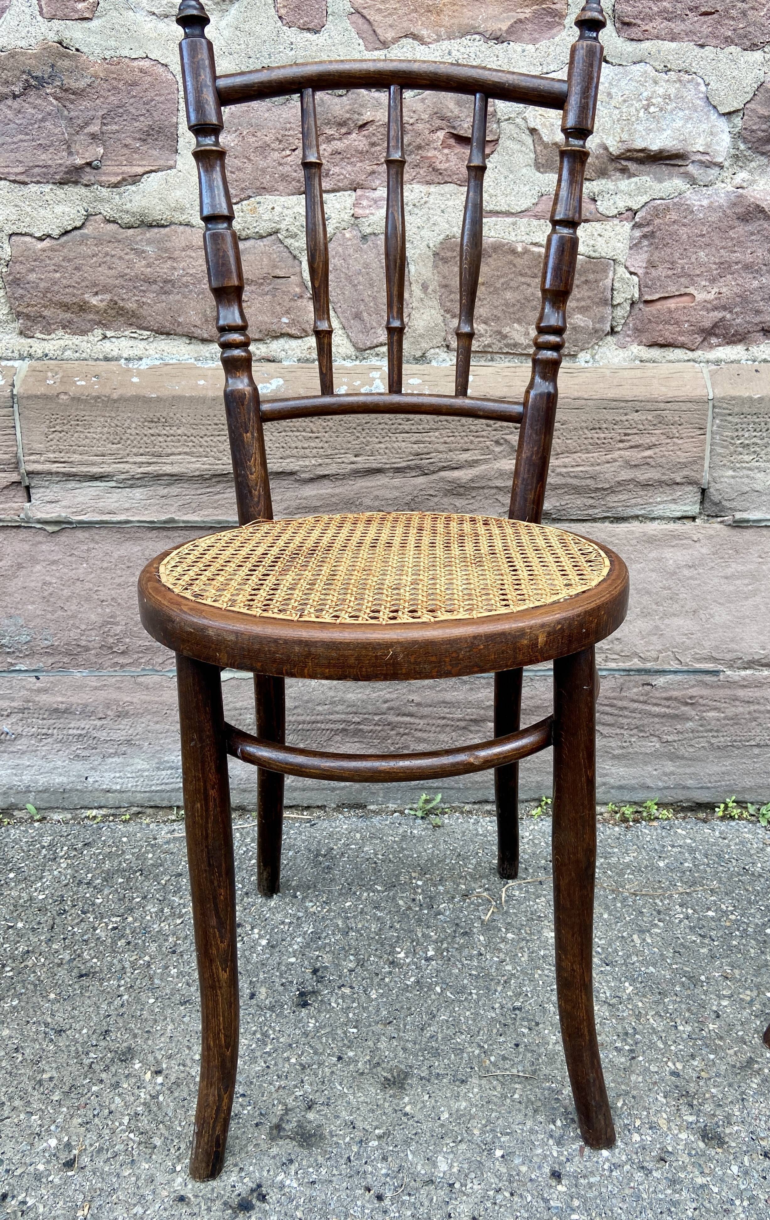 4 vintage curved wood coffee bistro chairs