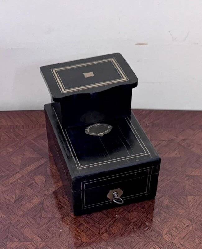 Two blackened wooden boxes decorated with Boulle marquetry – 19th century