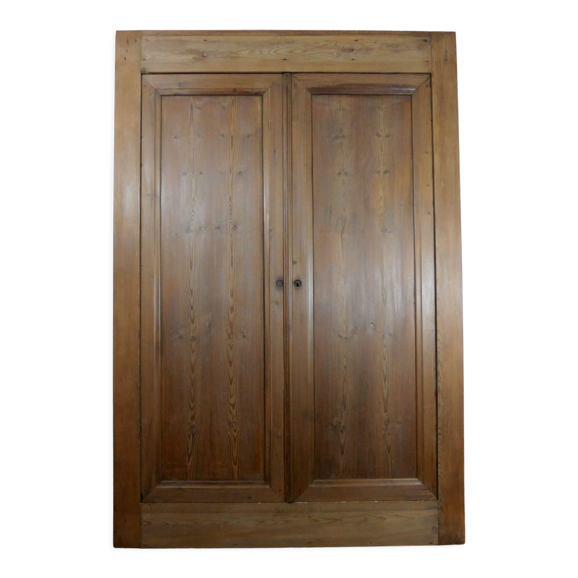 Front door closet cabinet pitchpin