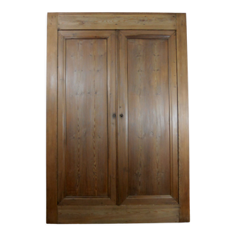 Front door closet cabinet pitchpin