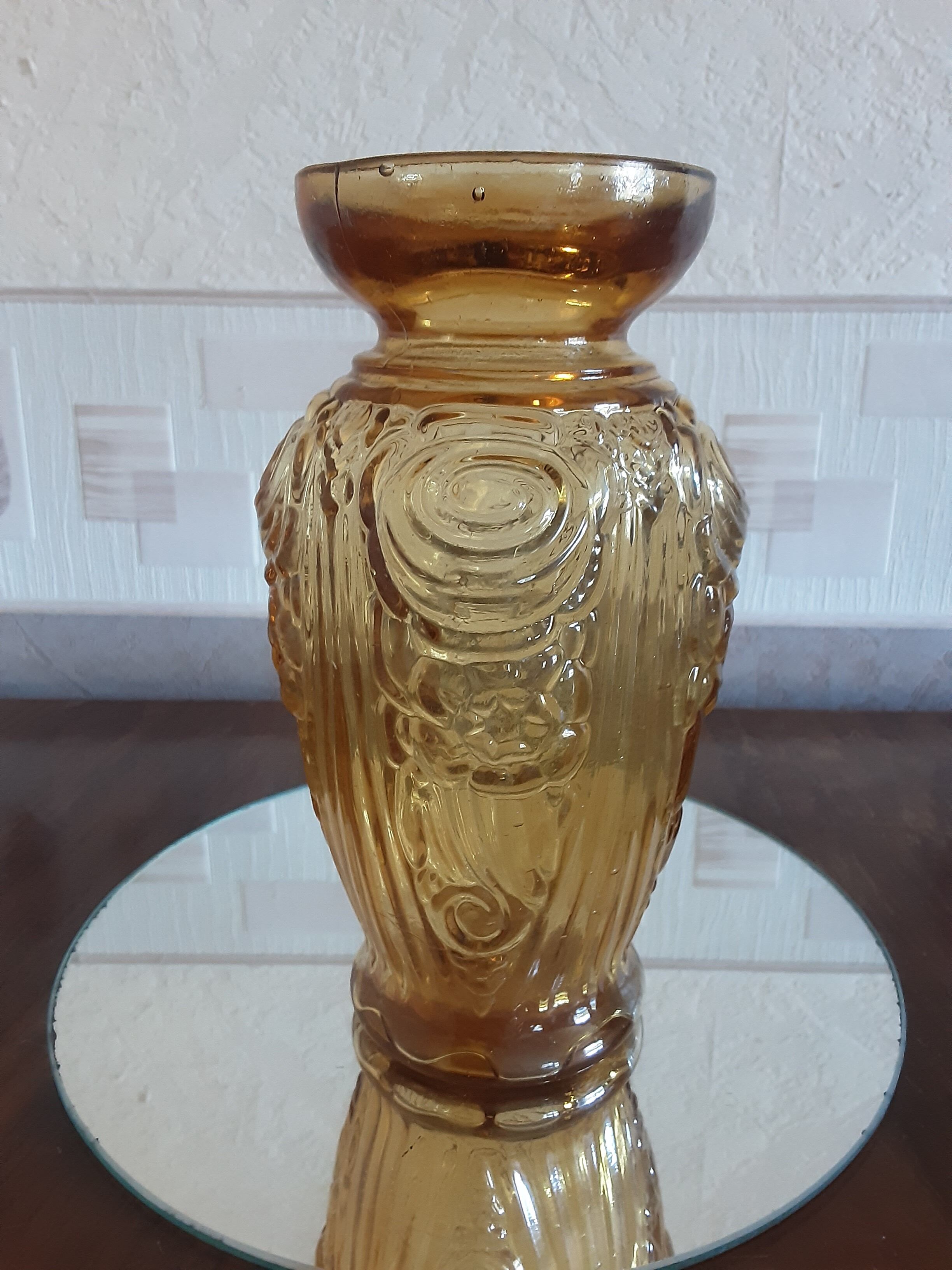 Art Deco vase amber glass