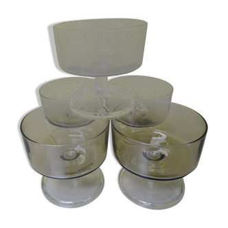 Set of 5 vintage champagne glasses