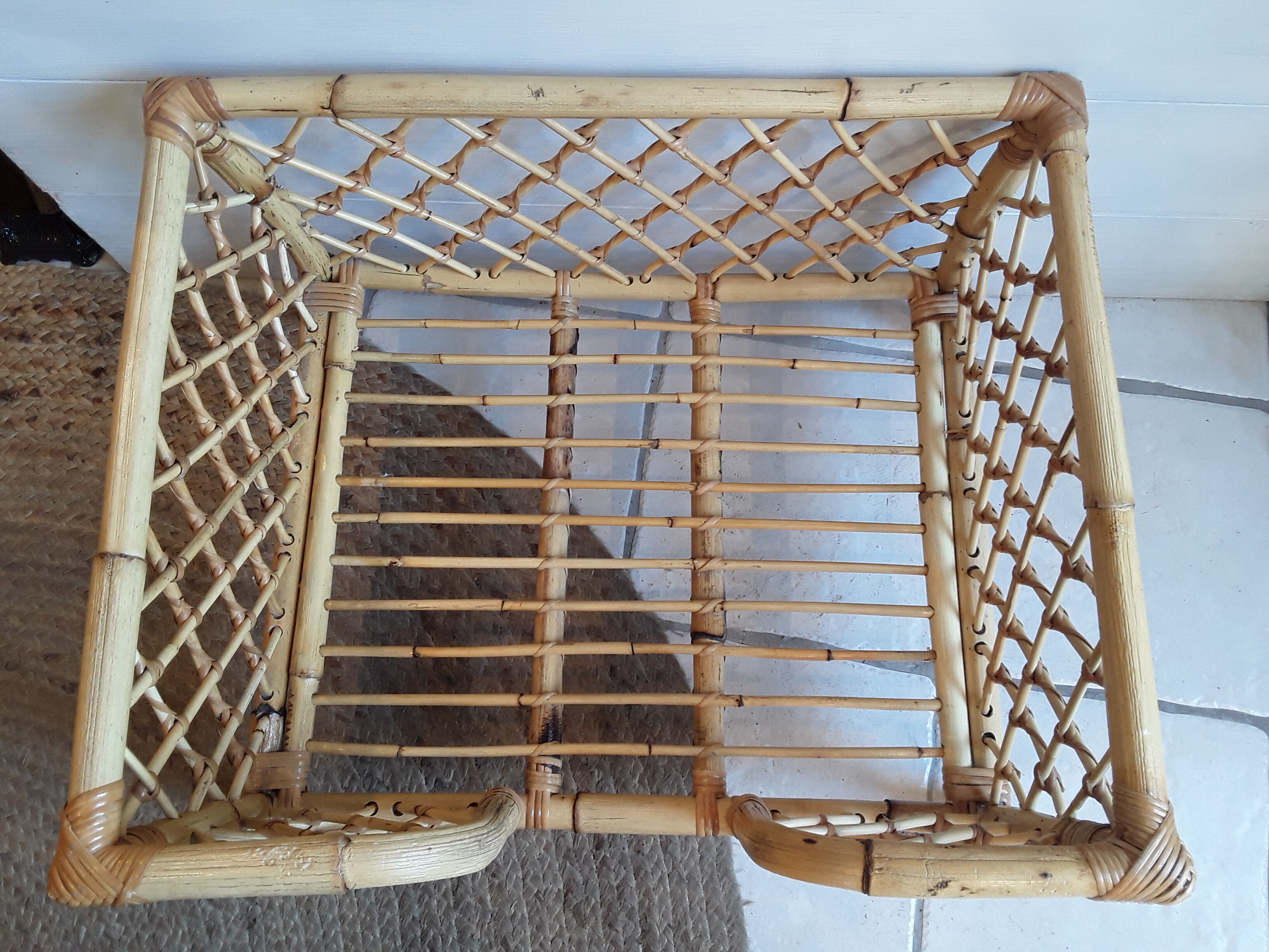 Rattan dog basket