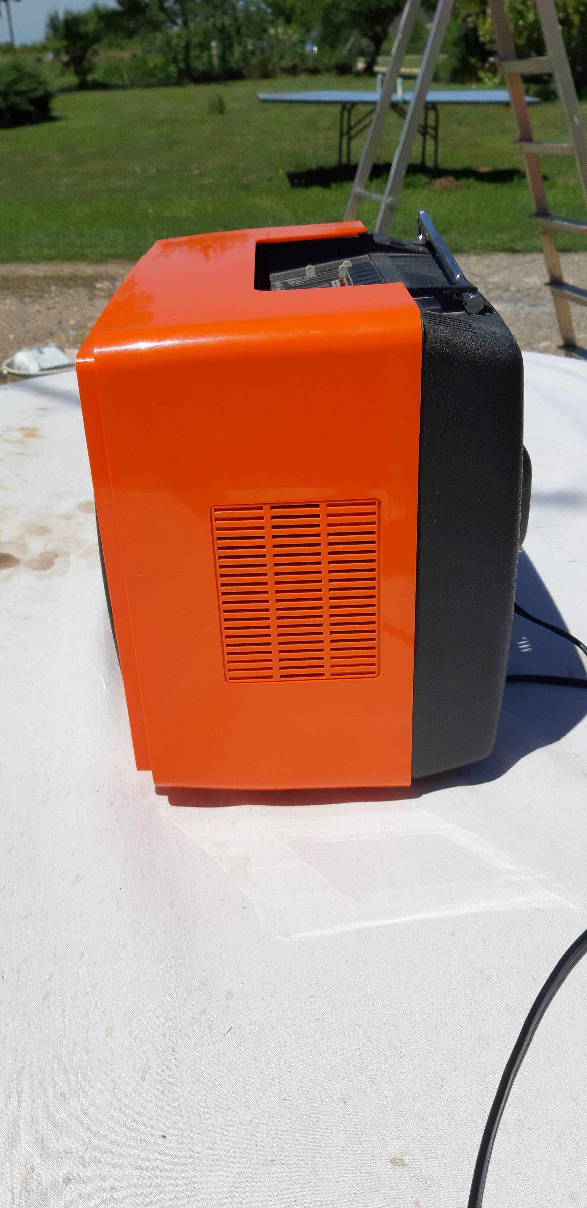 Vintage pathé marconi tv