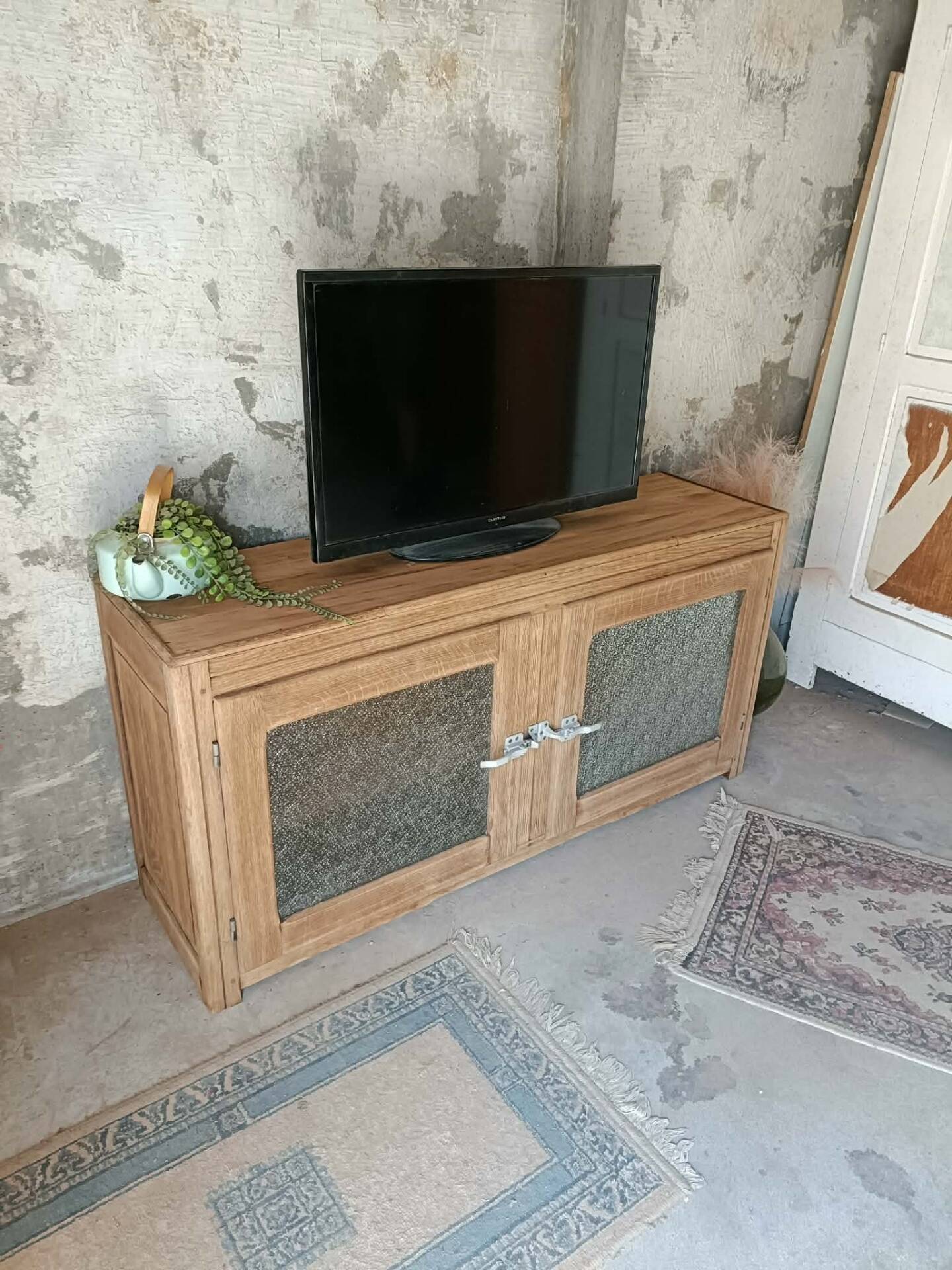 Display cabinet