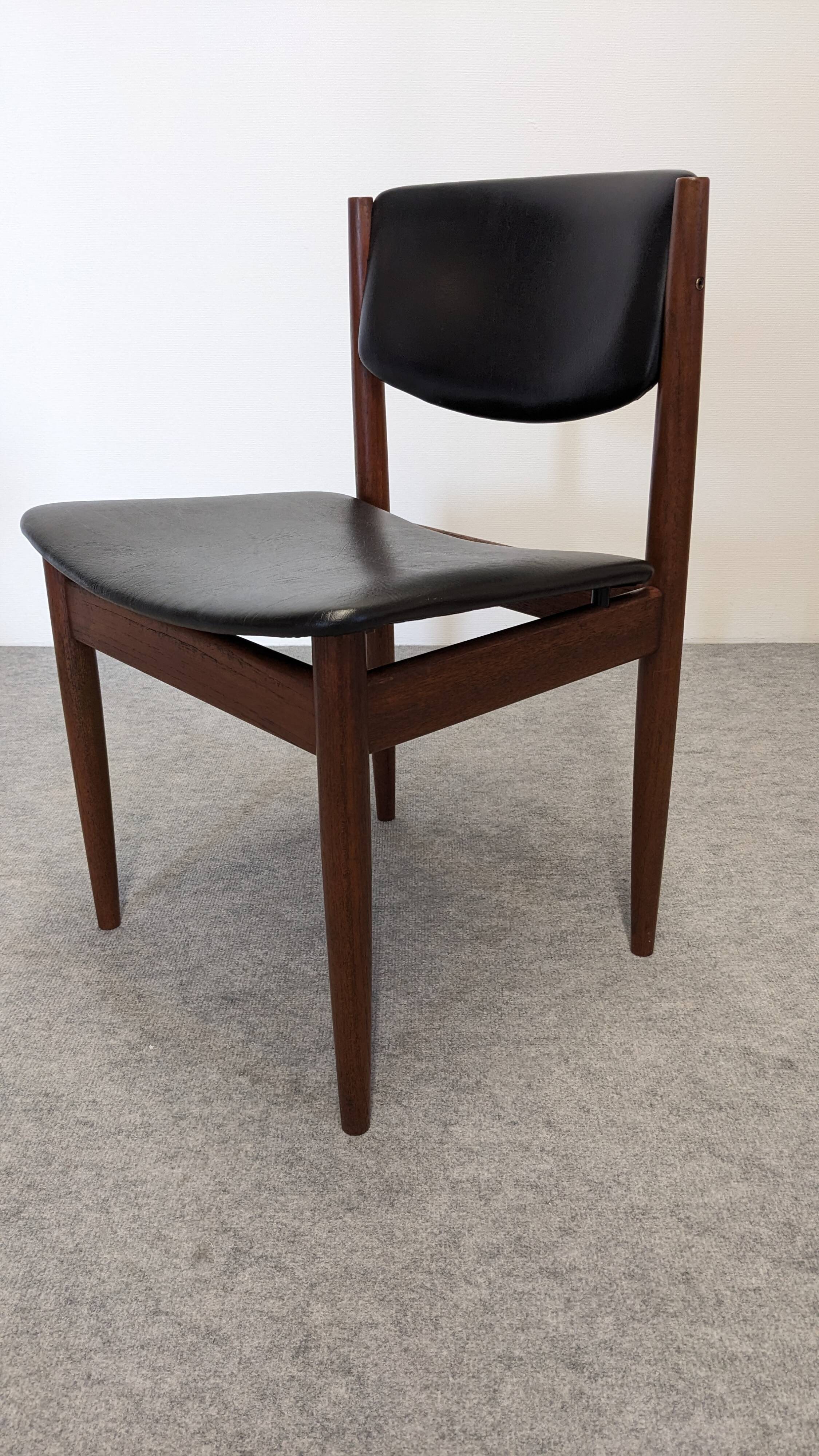 Set of 4 teak chairs by Finn Juhl for France&Son, Denmark circa 1960