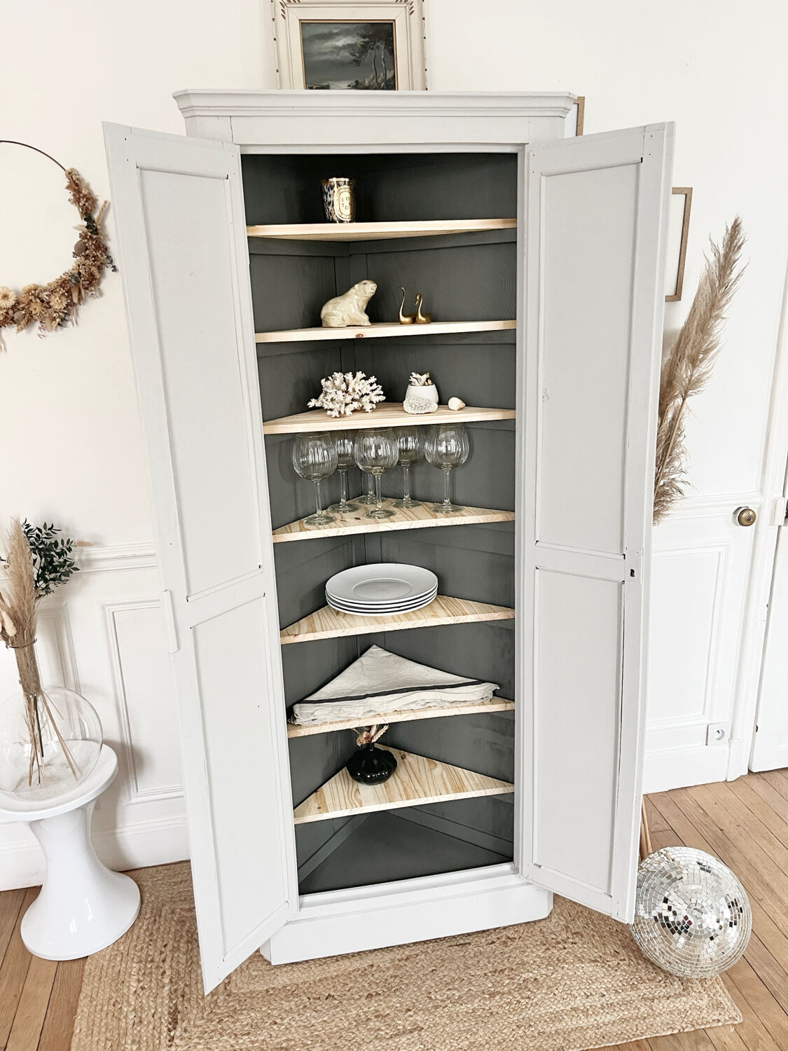 Parisian corner cabinet