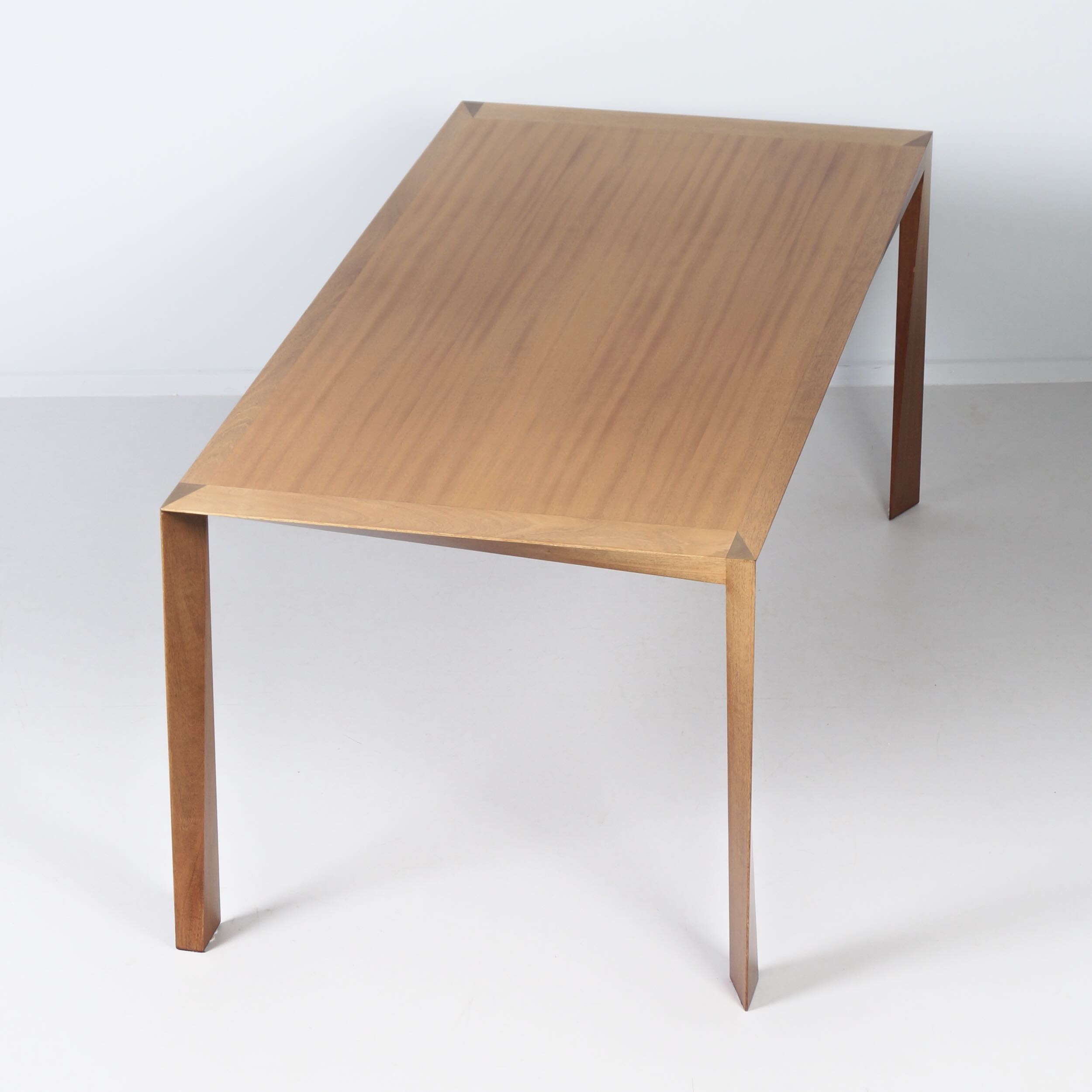 Dutch design dining table by Peter Overdijk for Frozen Fountain, Amsterdam, 1990s