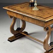 Bureau Biedermeier, table de centre