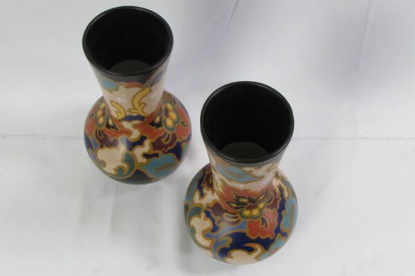Paire de vases Régina Rosario, Gouda Holland