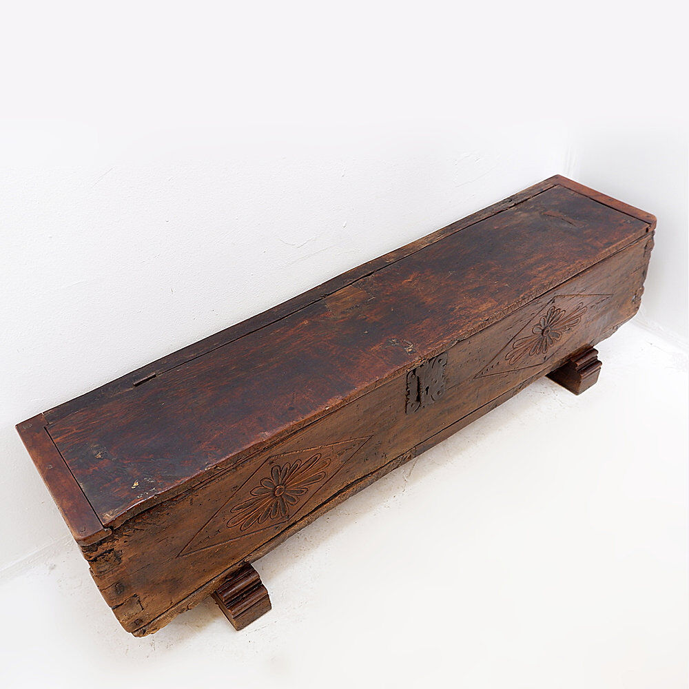 Spanish carved oak bank chest - 18th century