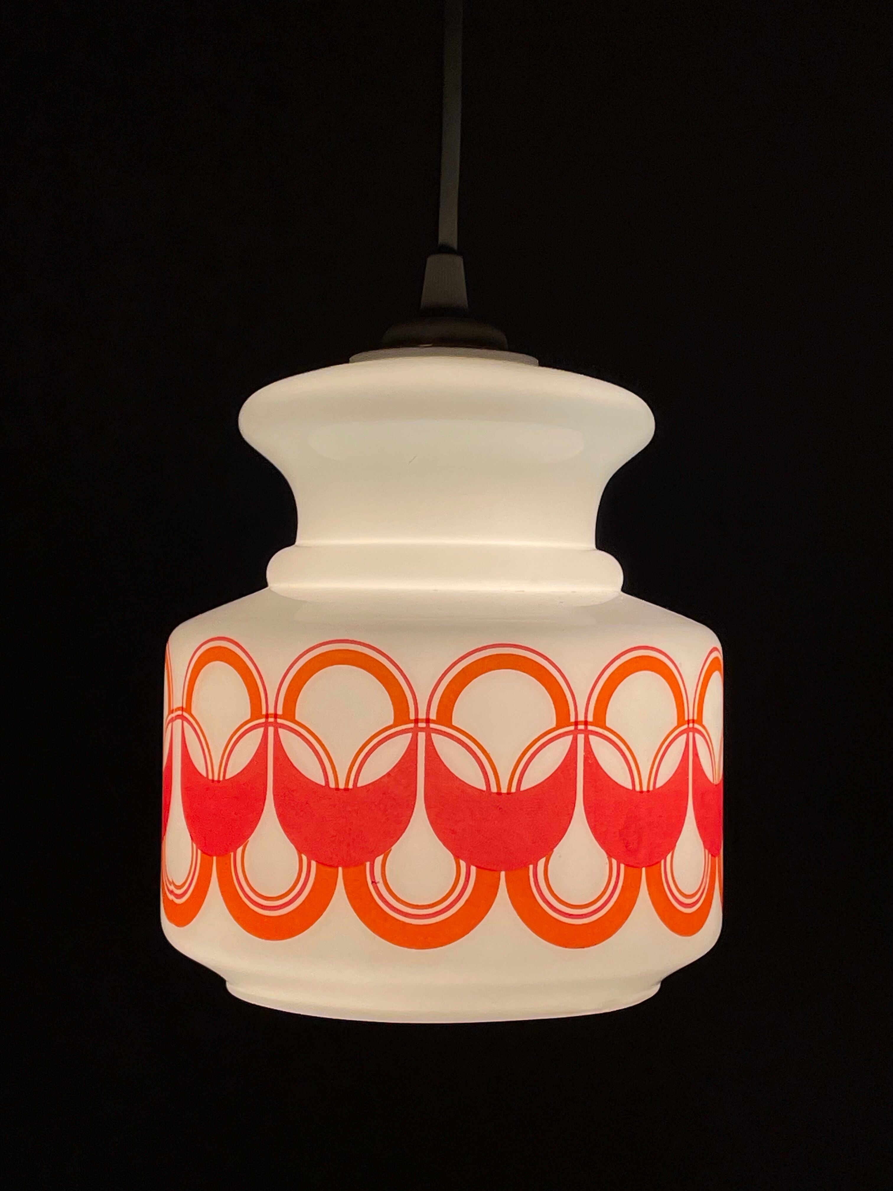 Vintage pattern glass pendant lamp