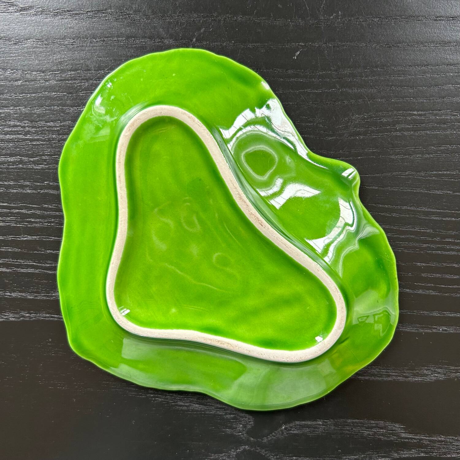 Vide poche feuille verte