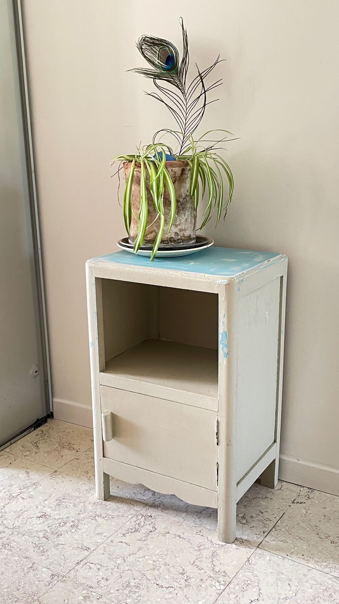 Table de chevet cube années 20