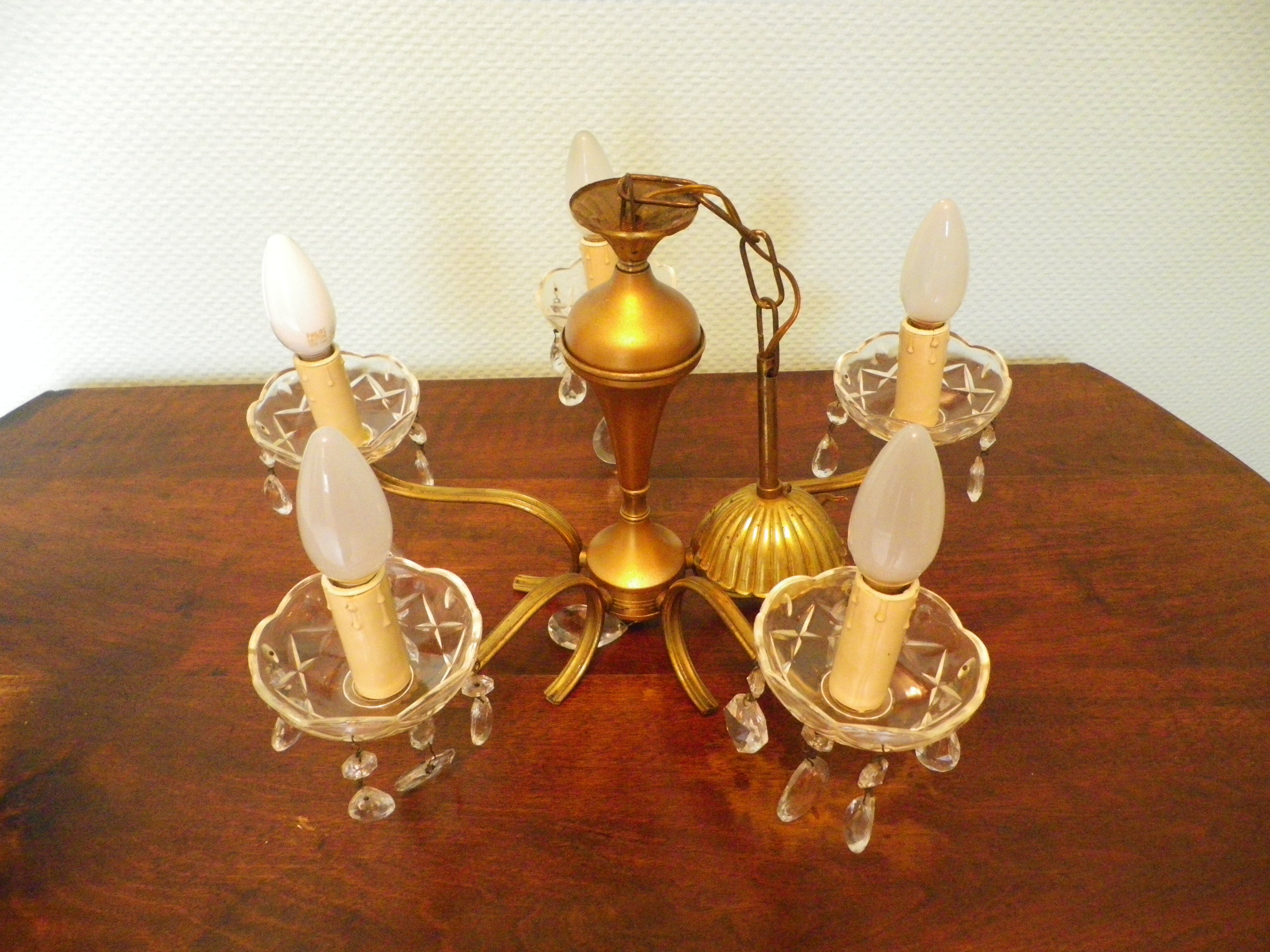 Suspension 5 lights, gold metal, glass cups with glass grapevines