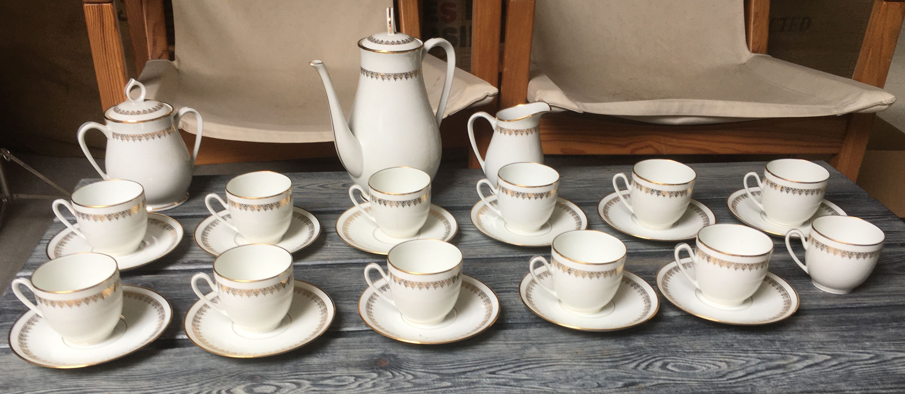 Lafarge Limoges coffee set 12 cups
