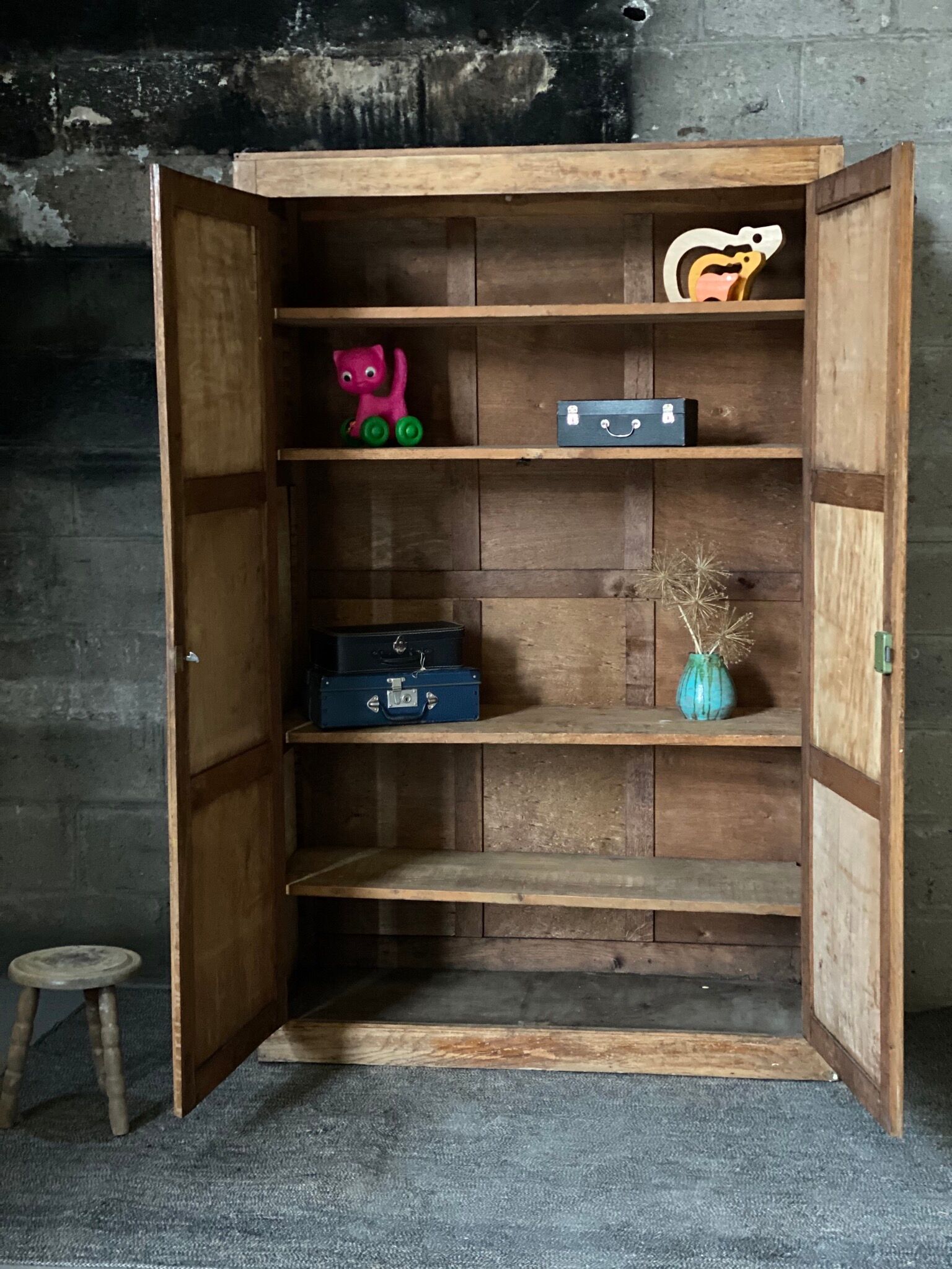 Parisian cabinet made of raw wood