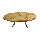 Table basse sculptée en onyx et laiton