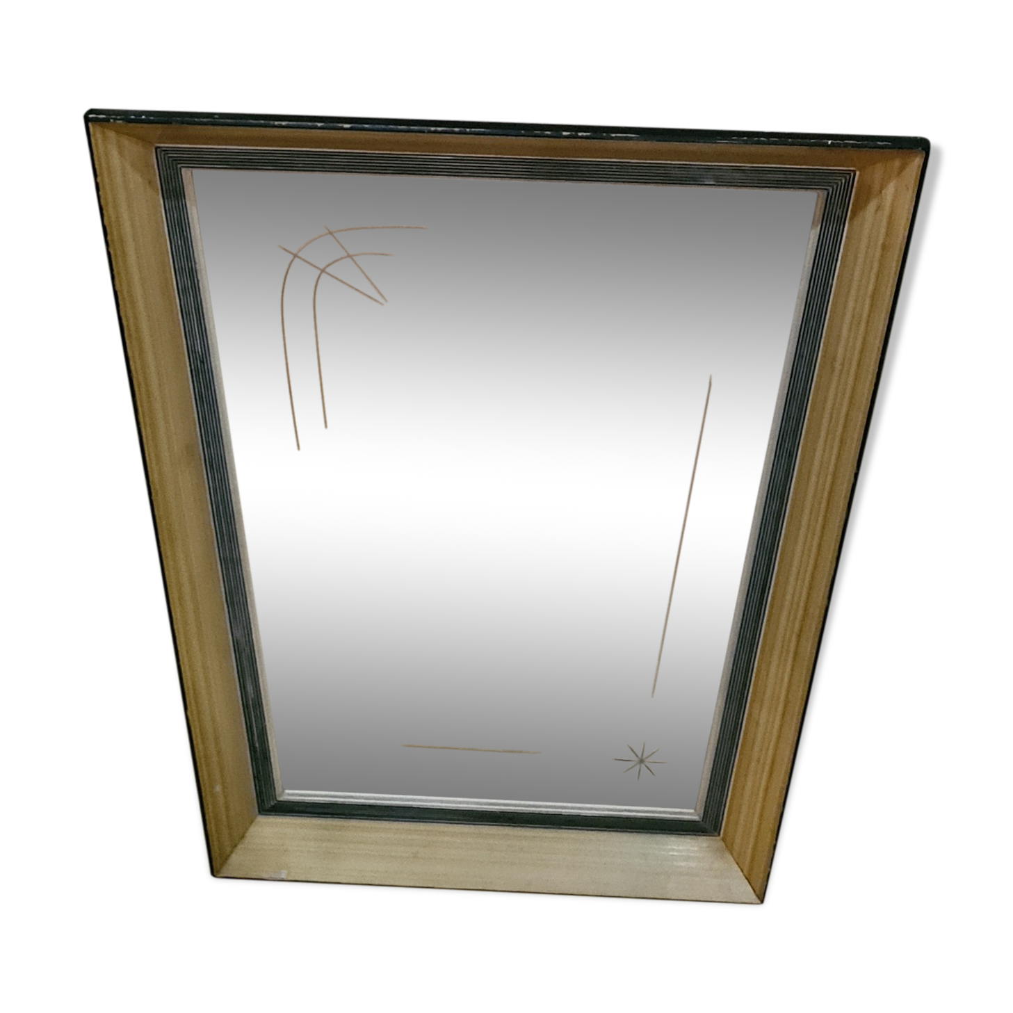 chiseled asymmetrical mirror of typical pattern 1950 a 60 ,52x65x45cm