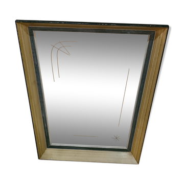 chiseled asymmetrical mirror of typical pattern 1950 a 60 ,52x65x45cm