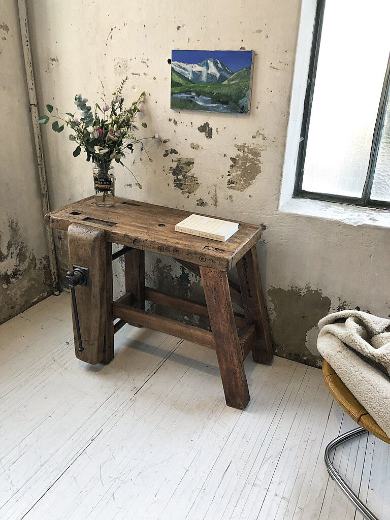 Painting mountain landscape