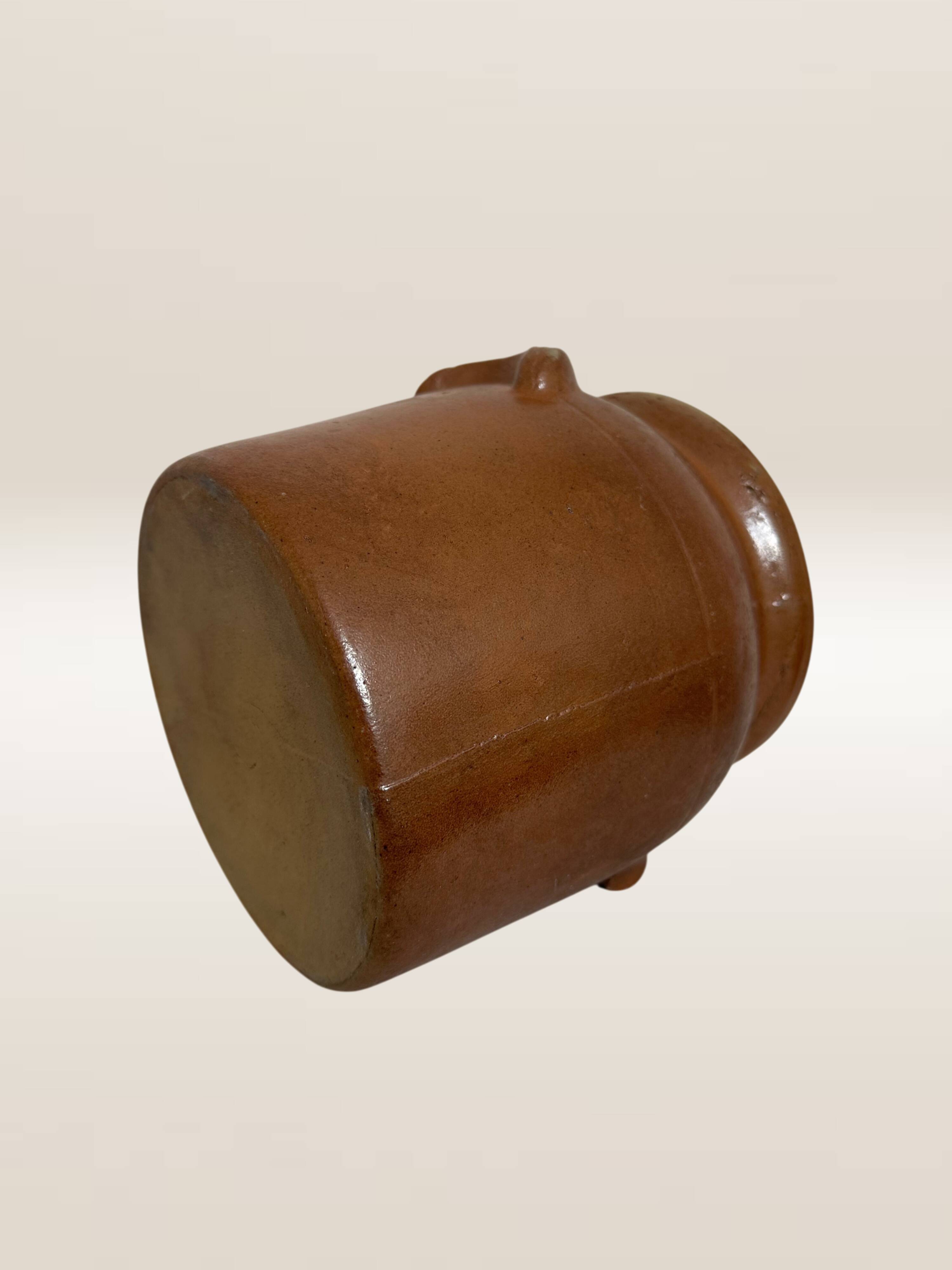 Pot à graisse en grès brun brut
