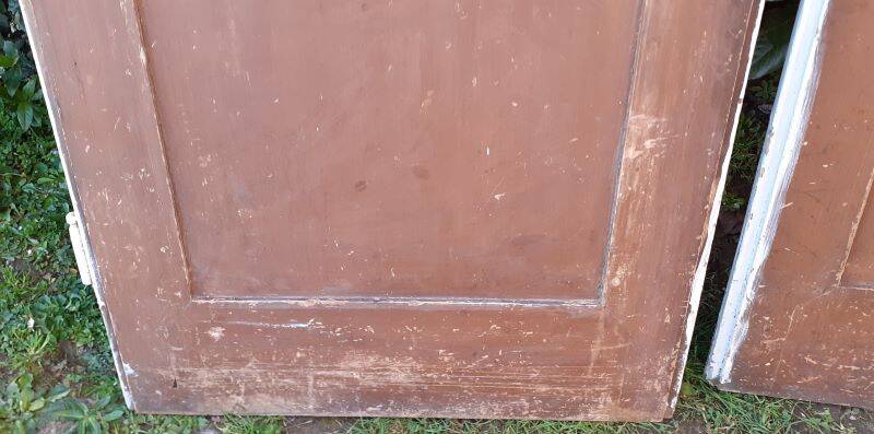 Pair of old cupboard doors h220.5xL75cm each