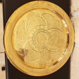 Assiette orientale vintage en laiton