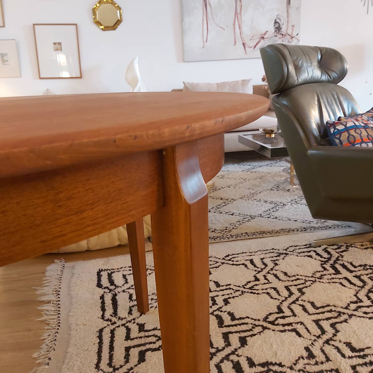 Danish LB 1960s butterfly extension table